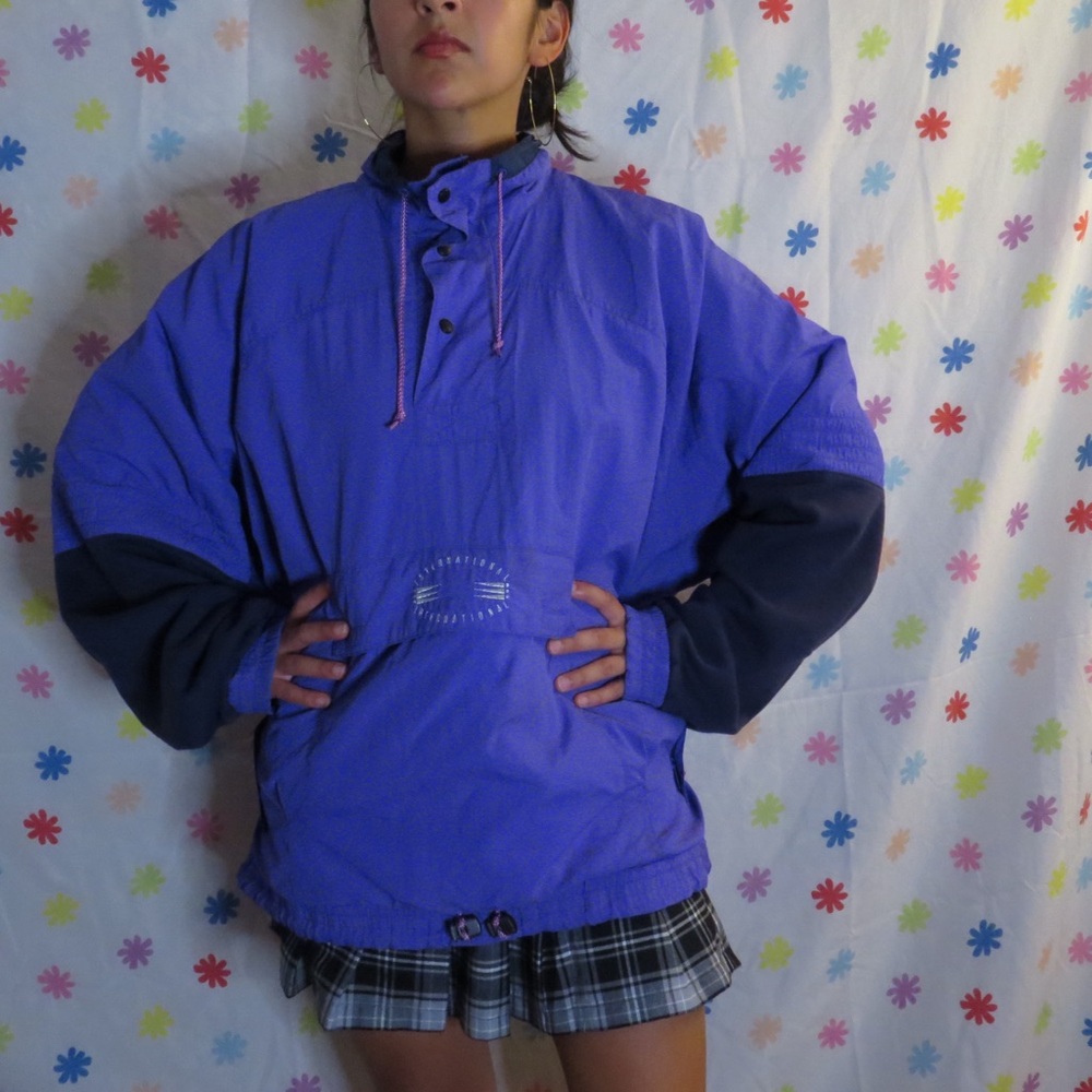 (1990s) Vintage Nike International Windbreaker